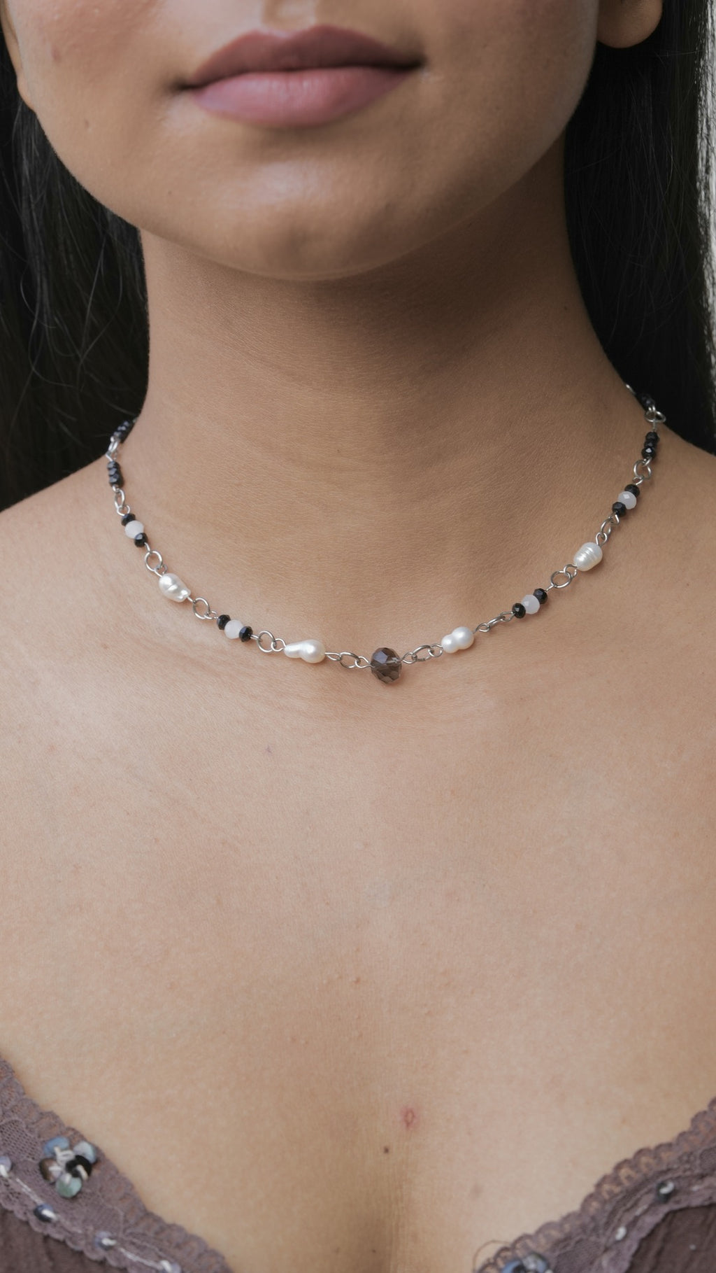 MIDNIGHT WHISPER NECKLACE