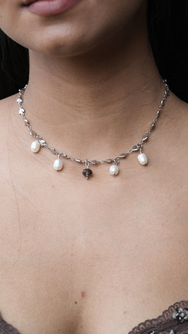 NOIR HEART NECKLACE