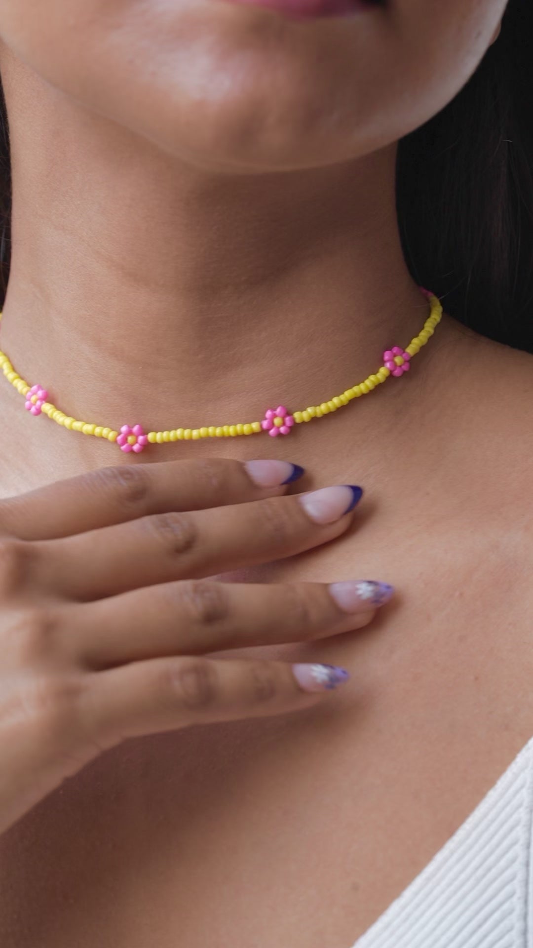 BLOOMING LOVE CHOKER