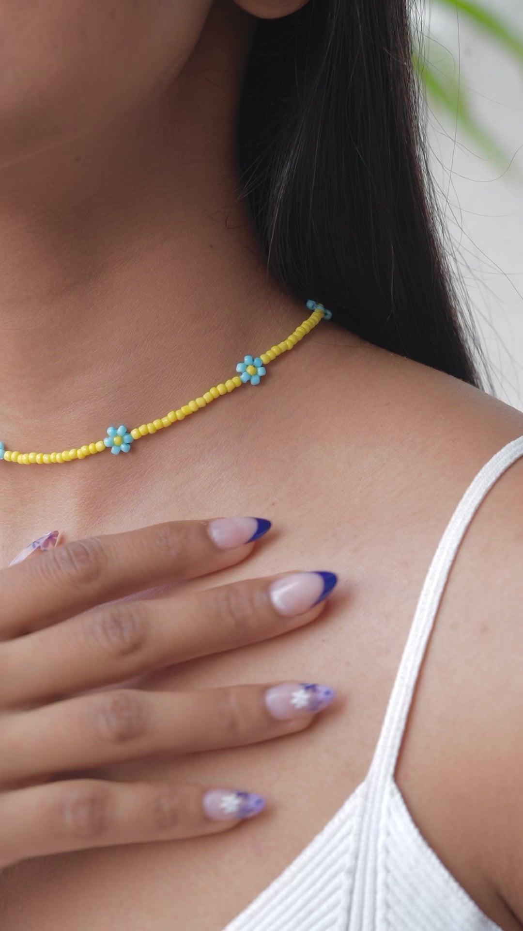 LEMON DAISY CHOKER